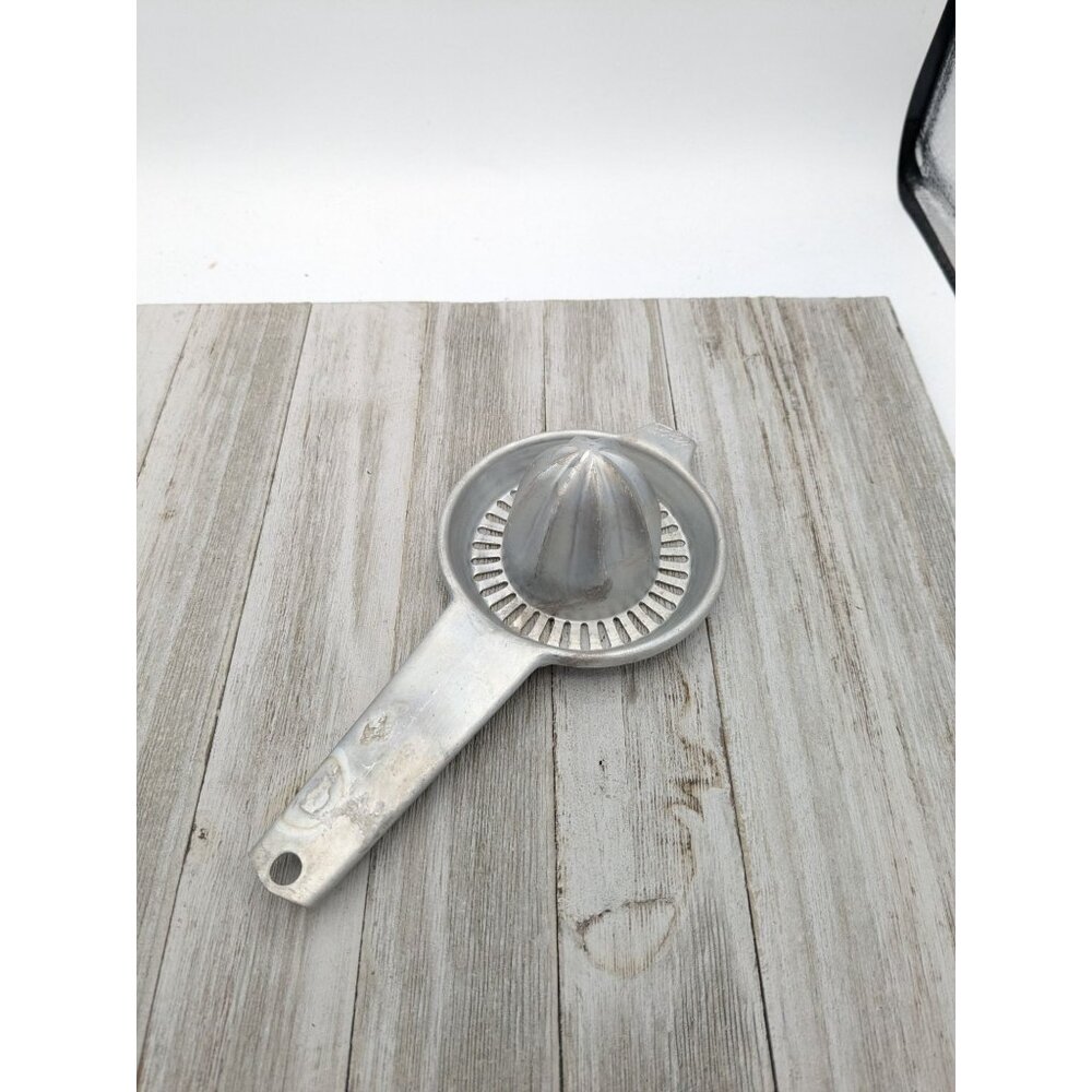 Vintage Foley #1 Hand Held Juicer Reamer Metal aluminum 8 1/4"